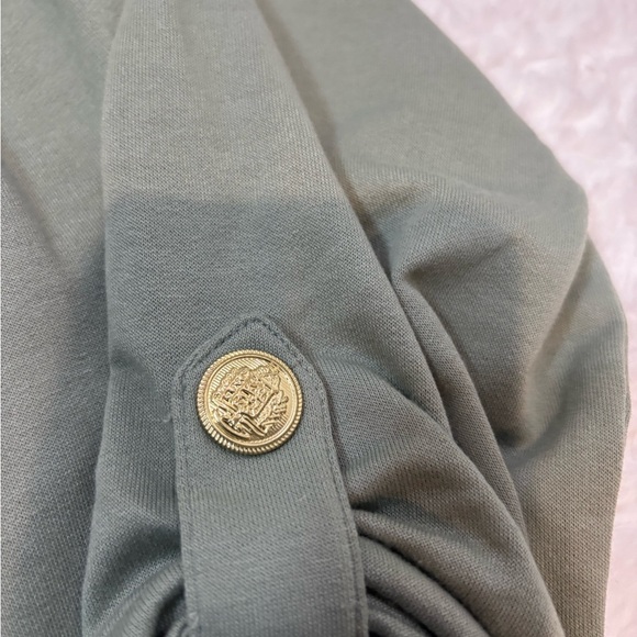 Cupio Sage Green Blouse with Buttoned Sleeves - Picture 2 of 5